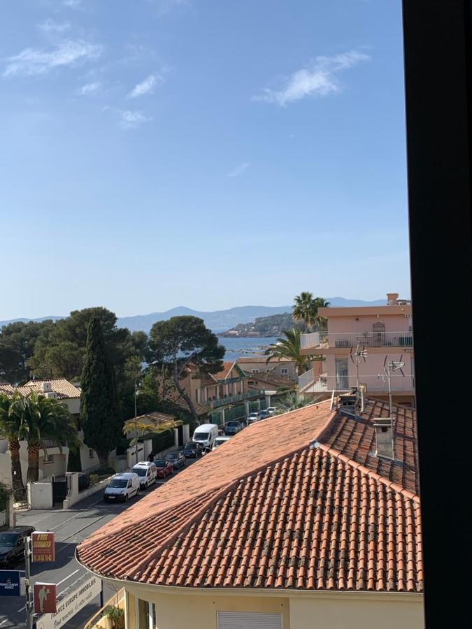 Апартаменты Plage A 200 Metres. Vue Mer Et Esterel ! Renove Сен-Рафаэль Экстерьер фото