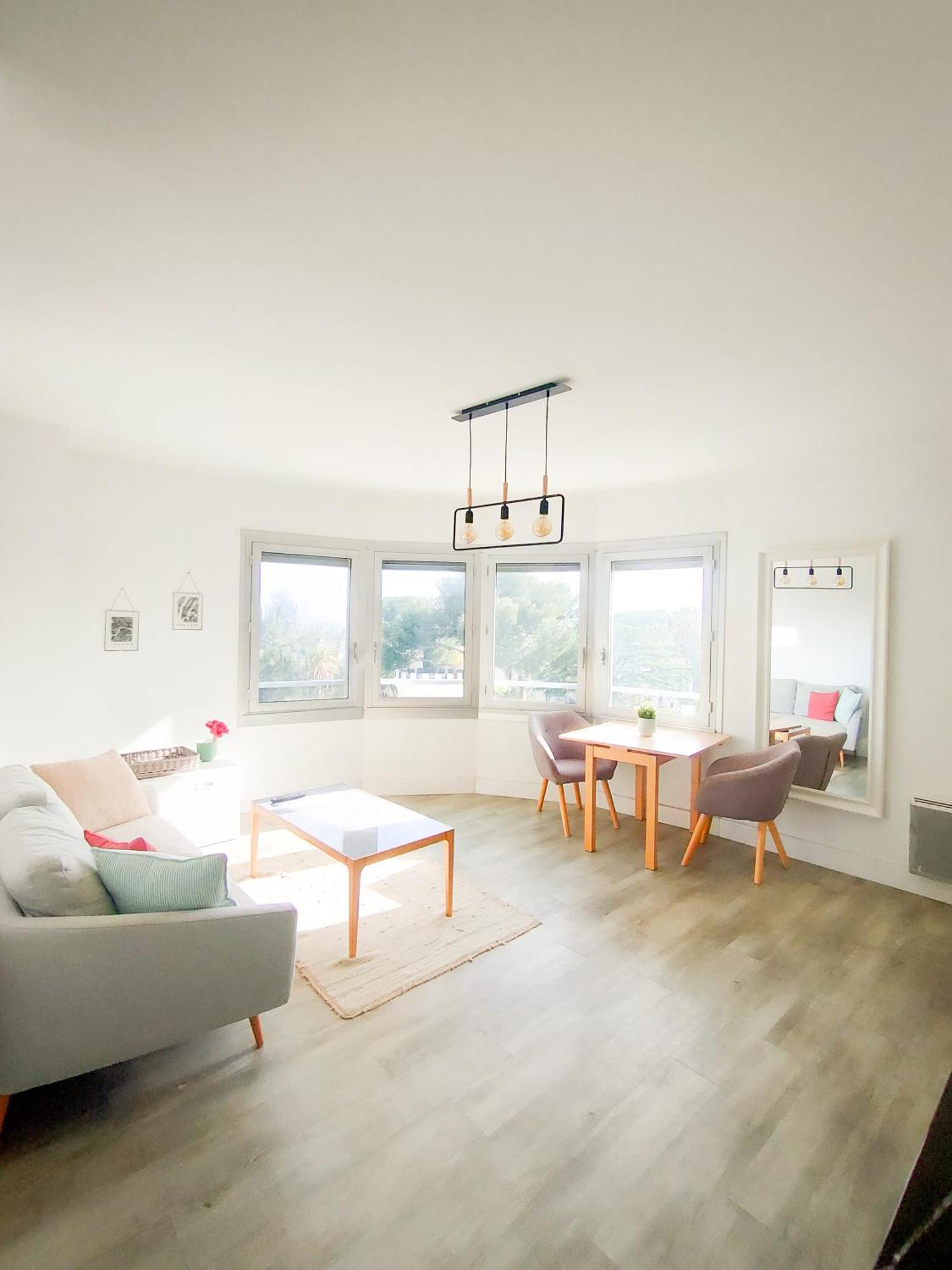 Апартаменты Plage A 200 Metres. Vue Mer Et Esterel ! Renove Сен-Рафаэль Экстерьер фото